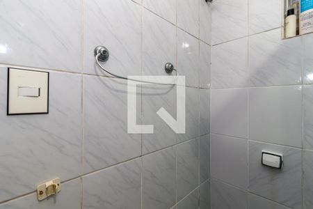 Casa à venda com 360m², 4 quartos e 7 vagas Casa à venda com 360m², 4 quartos e 7 vagasBanheiro 3