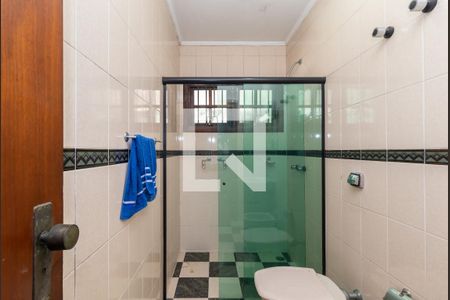 Casa à venda com 360m², 4 quartos e 7 vagas Casa à venda com 360m², 4 quartos e 7 vagasBanheiro da Suíte 2