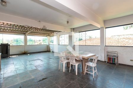 Casa à venda com 360m², 4 quartos e 7 vagas Casa à venda com 360m², 4 quartos e 7 vagasSalão de Festas