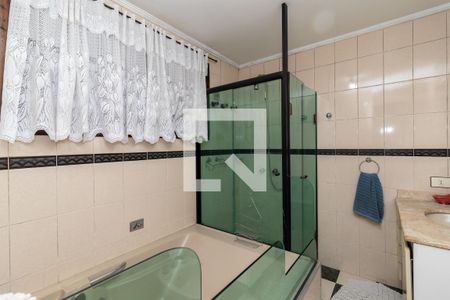Casa à venda com 360m², 4 quartos e 7 vagas Casa à venda com 360m², 4 quartos e 7 vagasBanheiro da Suíte Principal