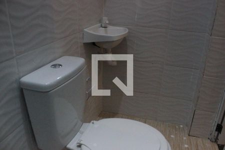 Casa para alugar com 40m², 1 quarto e sem vagaQuitinete casa 3/ Banheiro