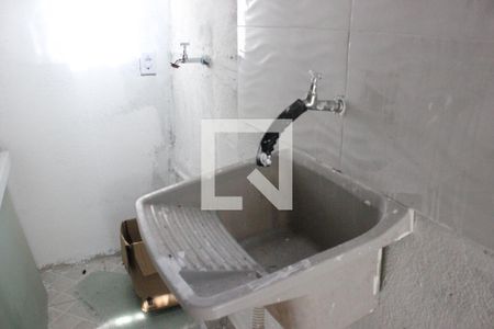 Casa para alugar com 40m², 1 quarto e sem vagaQuitinete casa 3/ Lavanderia