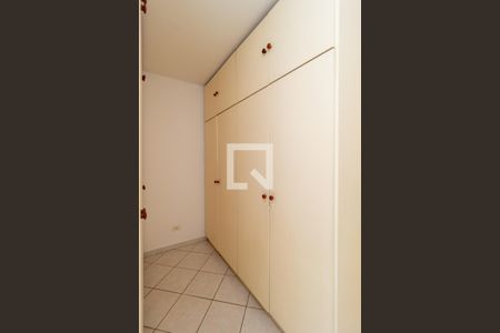Apartamento à venda com 75m², 2 quartos e 1 vagaCloset - Quarto 2