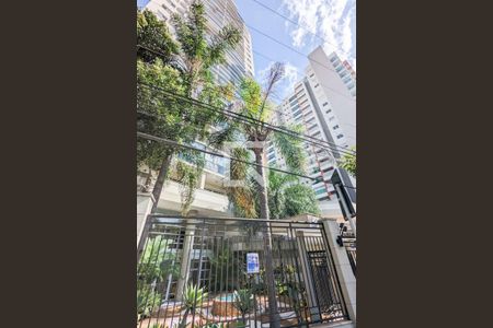 Apartamento à venda com 96m², 3 quartos e 2 vagas Apartamento à venda com 96m², 3 quartos e 2 vagasFachada