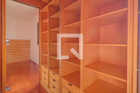 Apartamento à venda com 90m², 3 quartos e 2 vagas Apartamento à venda com 90m², 3 quartos e 2 vagasCloset