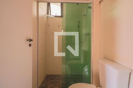 Apartamento à venda com 90m², 3 quartos e 2 vagas Apartamento à venda com 90m², 3 quartos e 2 vagasBanheiro Suíte