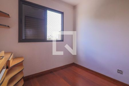 Apartamento à venda com 90m², 3 quartos e 2 vagas Apartamento à venda com 90m², 3 quartos e 2 vagasQuarto 2