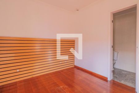 Apartamento à venda com 90m², 3 quartos e 2 vagas Apartamento à venda com 90m², 3 quartos e 2 vagasSuíte