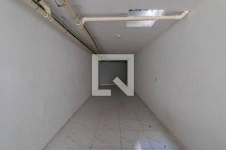 Porão de casa à venda com 3 quartos, 140m² em Vila Marieta, São Paulo