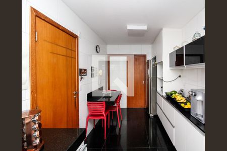 Apartamento à venda com 145m², 4 quartos e 3 vagasCozinha