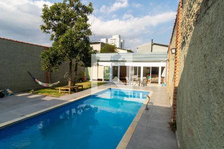 Casa à venda com 500m², 3 quartos e 5 vagasÁrea comum - Piscina