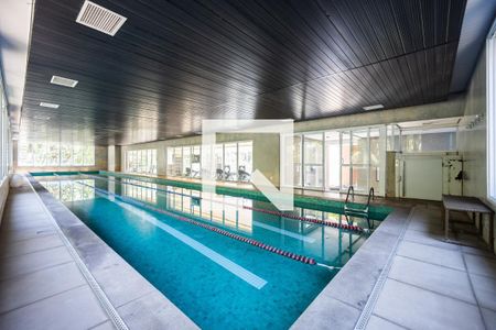 Apartamento à venda com 56m², 1 quarto e 1 vagaPiscina