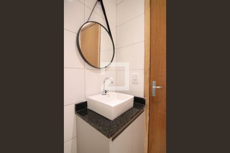 Banheiro de kitnet/studio para alugar com 2 quartos, 35m² em Artur Alvim, São Paulo