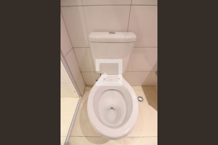 Banheiro de kitnet/studio para alugar com 2 quartos, 35m² em Artur Alvim, São Paulo