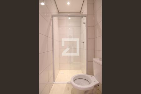 Banheiro de kitnet/studio para alugar com 2 quartos, 35m² em Artur Alvim, São Paulo