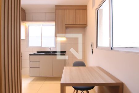 Sala de kitnet/studio para alugar com 2 quartos, 35m² em Artur Alvim, São Paulo