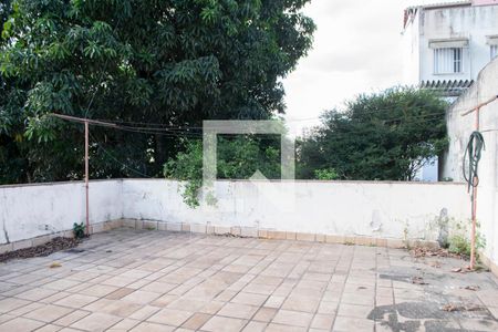 Casa à venda com 985m², 4 quartos e 6 vagasQuintal da Area de serviço