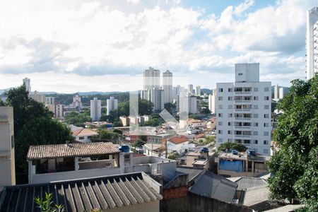 Casa à venda com 985m², 4 quartos e 6 vagasVista Quintal