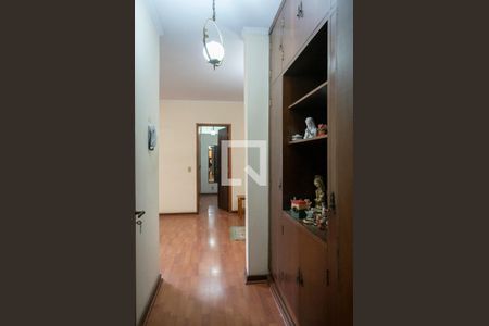 Casa à venda com 985m², 4 quartos e 6 vagasQuarto 3 suite