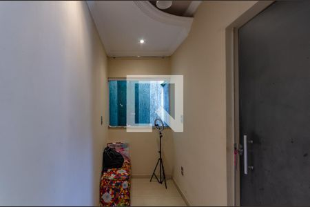 Quarto 2 de casa à venda com 3 quartos, 112m² em Vila Cloris, Belo Horizonte