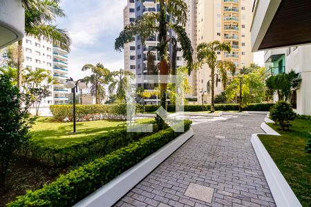 Apartamento à venda com 250m², 3 quartos e 4 vagas Apartamento à venda com 250m², 3 quartos e 4 vagasÁrea comum