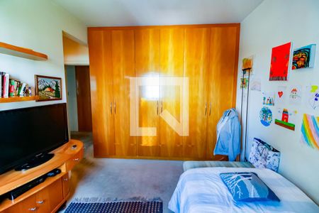 Apartamento à venda com 250m², 3 quartos e 4 vagas Apartamento à venda com 250m², 3 quartos e 4 vagasSuíte 1 - Armários