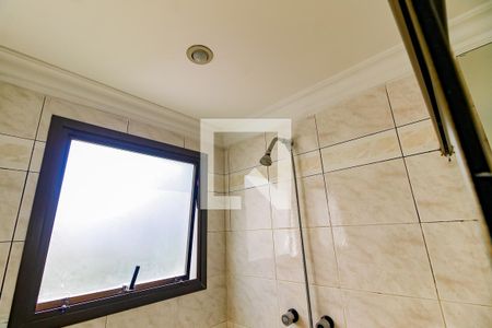 Apartamento à venda com 250m², 3 quartos e 4 vagas Apartamento à venda com 250m², 3 quartos e 4 vagasBanheiro da Suíte 3