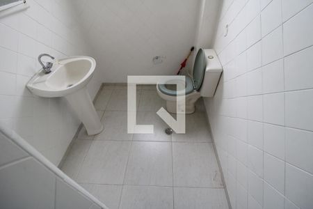 Casa à venda com 85m², 2 quartos e sem vagaBanheiro da suíte 