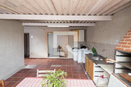 Casa à venda com 182m², 2 quartos e 2 vagas Casa à venda com 182m², 2 quartos e 2 vagasÁrea de Serviço e Churrasqueira