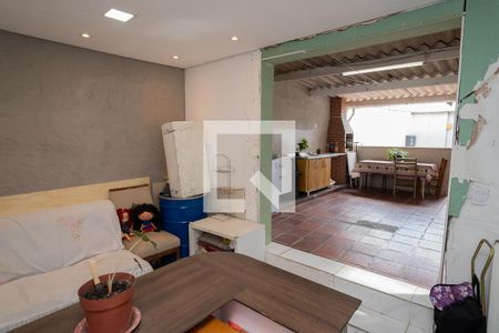 Casa à venda com 182m², 2 quartos e 2 vagas Casa à venda com 182m², 2 quartos e 2 vagasÁrea de Serviço e Churrasqueira