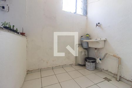 Casa para alugar com 60m², 1 quarto e sem vagaDetalhe da Cozinha e Área de Serviço