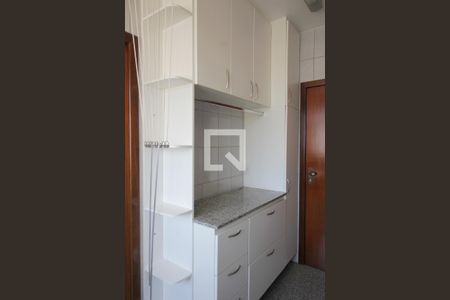 Apartamento à venda com 90m², 3 quartos e 1 vagaÁrea de Serviço