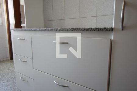 Apartamento à venda com 90m², 3 quartos e 1 vagaÁrea de Serviço