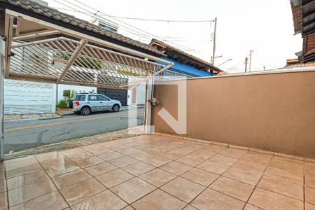 Garagem de casa à venda com 2 quartos, 120m² em Jardim do Papai, Guarulhos