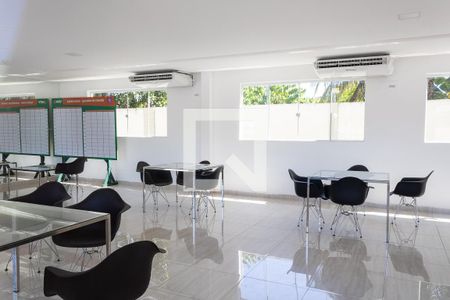 Apartamento para alugar com 42m², 2 quartos e 1 vagaÁrea comum - Salão de festas