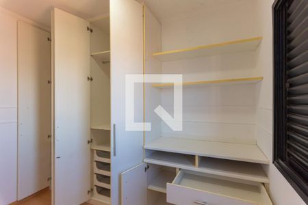 Apartamento para alugar com 78m², 3 quartos e 2 vagasQuarto 1 - Armários