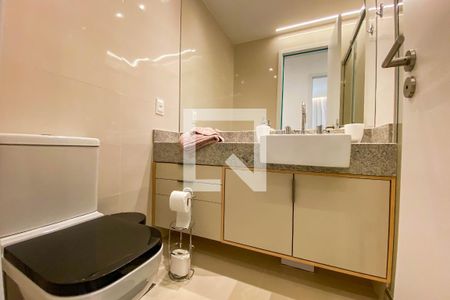 Apartamento para alugar com 76m², 2 quartos e 1 vaga Apartamento para alugar com 76m², 2 quartos e 1 vagaBanheiro