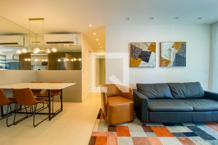 Apartamento para alugar com 76m², 2 quartos e 1 vaga Apartamento para alugar com 76m², 2 quartos e 1 vagaSala/Cozinha