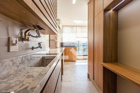 Apartamento para alugar com 68m², 2 quartos e 1 vaga