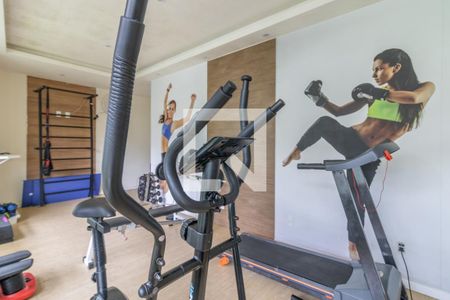 Apartamento à venda com 103m², 3 quartos e 2 vagasÁrea comum - Academia