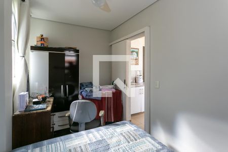 Apartamento à venda com 110m², 4 quartos e 2 vagasQuarto 4