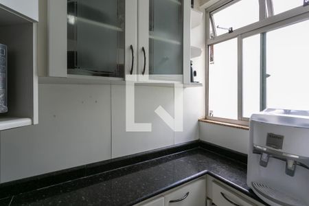 Apartamento à venda com 110m², 4 quartos e 2 vagasCozinha