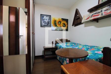 Apartamento à venda com 260m², 4 quartos e 4 vagasQuarto de Serviço