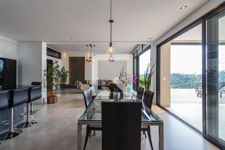 Sala de casa de condomínio à venda com 4 quartos, 327m² em Alphaville, Santana de Parnaíba