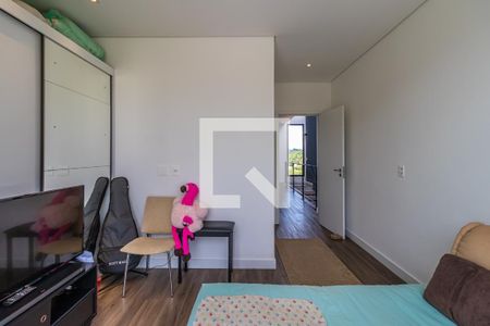 Casa de condomínio à venda com 327m², 4 quartos e 6 vagasSuíte 4