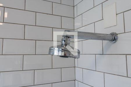 Casa de condomínio à venda com 327m², 4 quartos e 6 vagasBanheiro da Suíte 1