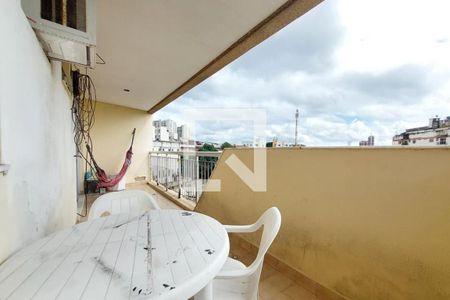 Apartamento para alugar com 90m², 2 quartos e 1 vagaSacada