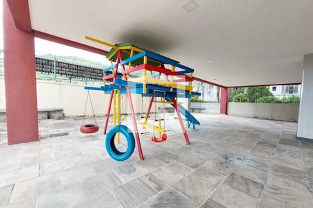 Apartamento para alugar com 90m², 2 quartos e 1 vagaÁrea comum