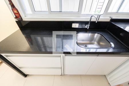 Apartamento à venda com 105m², 2 quartos e 1 vagaÁrea de Serviço