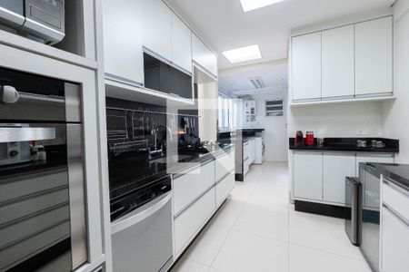 Apartamento à venda com 105m², 2 quartos e 1 vagaCozinha